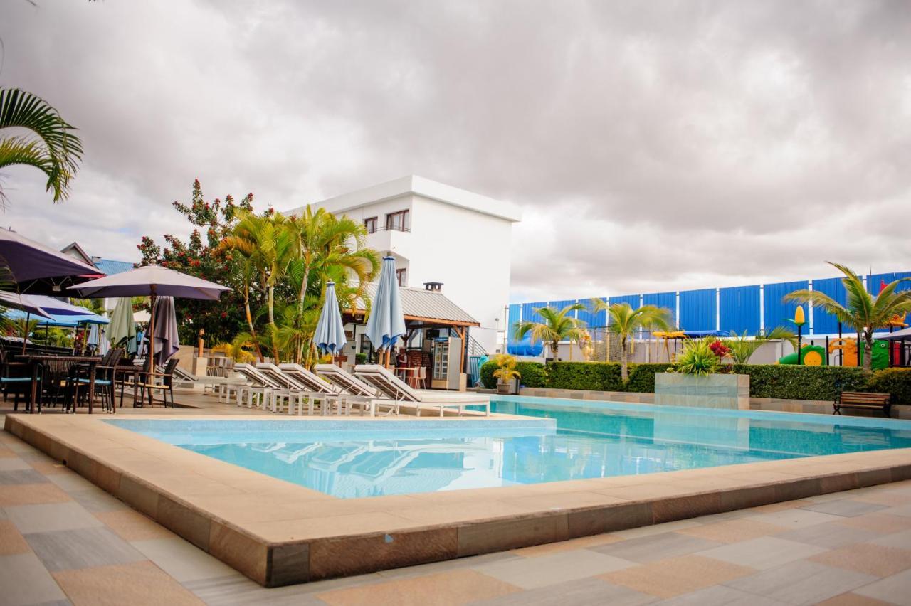 Hotel Sky Blue Mada Alasora Eksteriør bilde